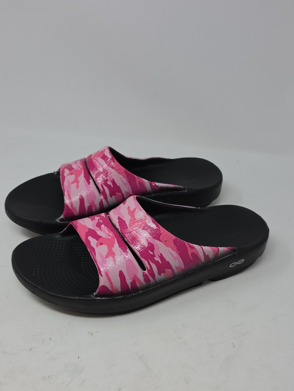 OOFOS OOahh Luxe Slide Recovery Sandals Women's 8 Limited Edition Pink